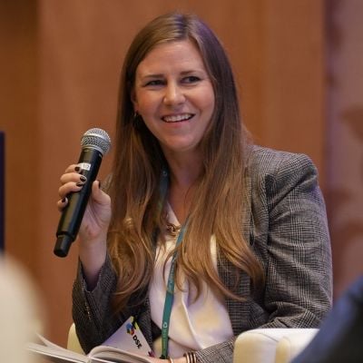 An icon indicating that these options are currated for the user.