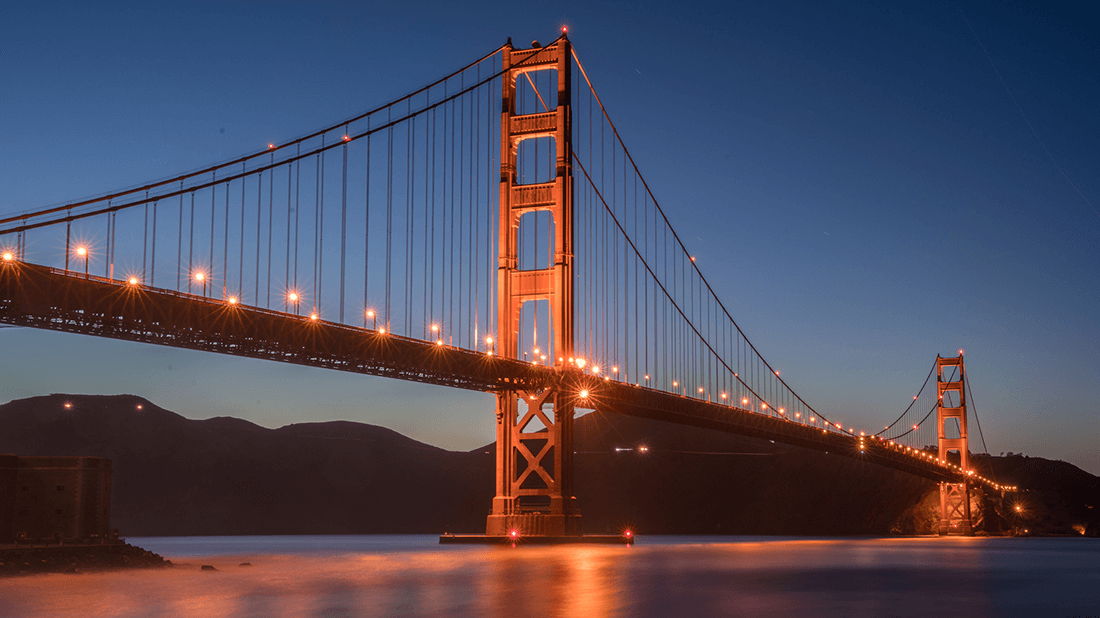 San Francisco Golden Gate Bridge lit up at night