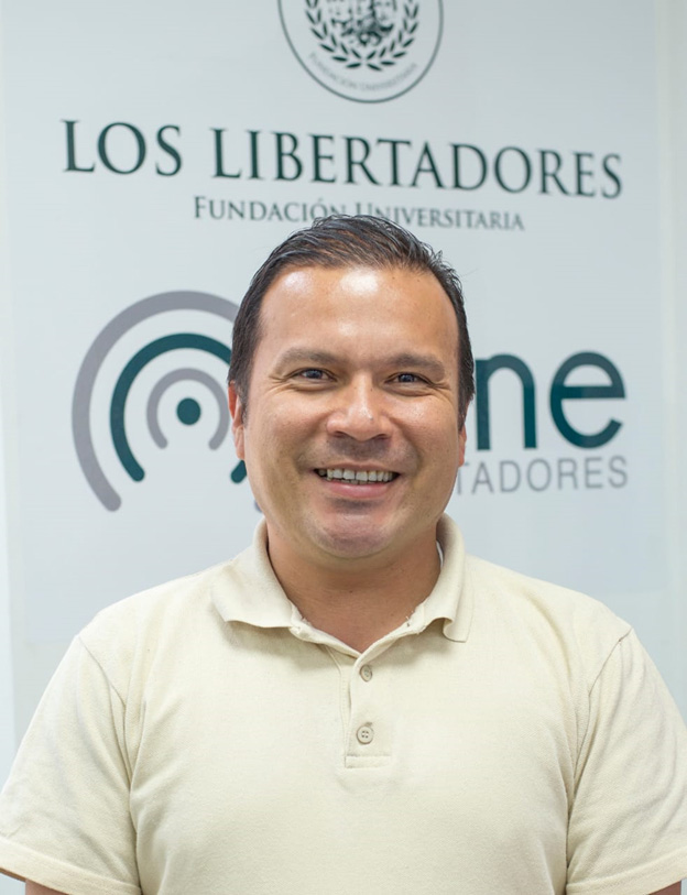 Eddy Vanegas, Director del Sistema de Radio y Televisión Online en Colombia